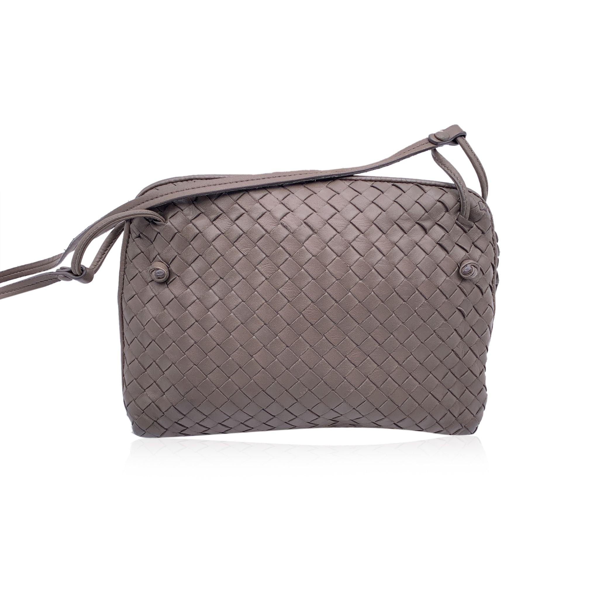 Gray Bottega Veneta Taupe Intrecciato Woven Leather Nodini Crossbody Bag