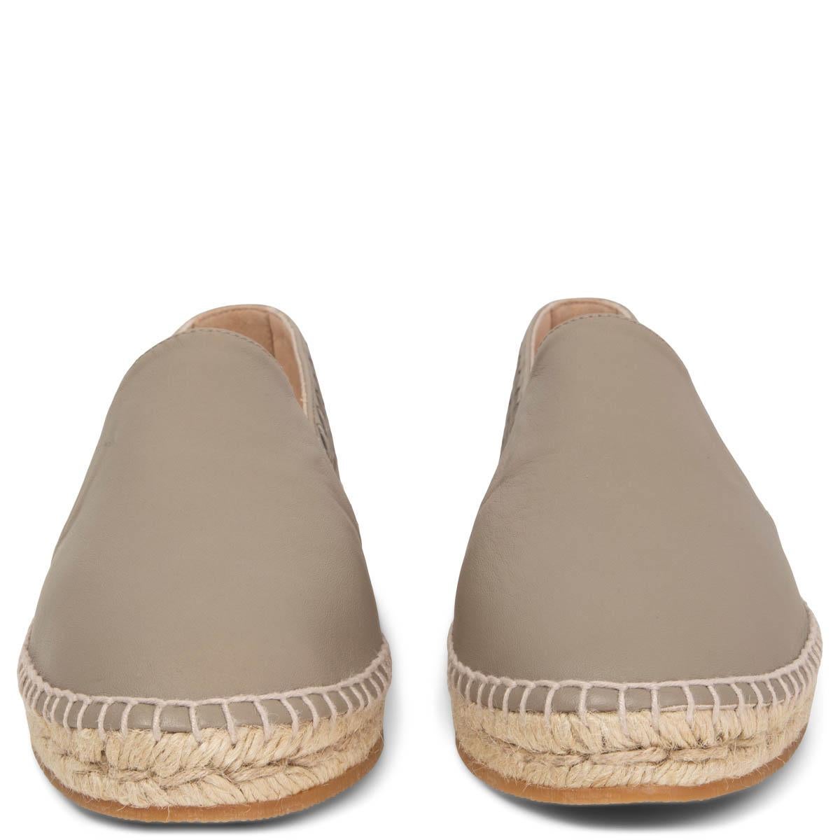 100% authentic Bottega Veneta Gala Espadrilles in taupe leather featuring Intrecciato detail around the heel and a beige raffia sole. Brand new. Come with dust bag. 

Measurements
Imprinted Size	38
Shoe Size	38
Inside Sole	25cm (9.8in)
Width	7.5cm