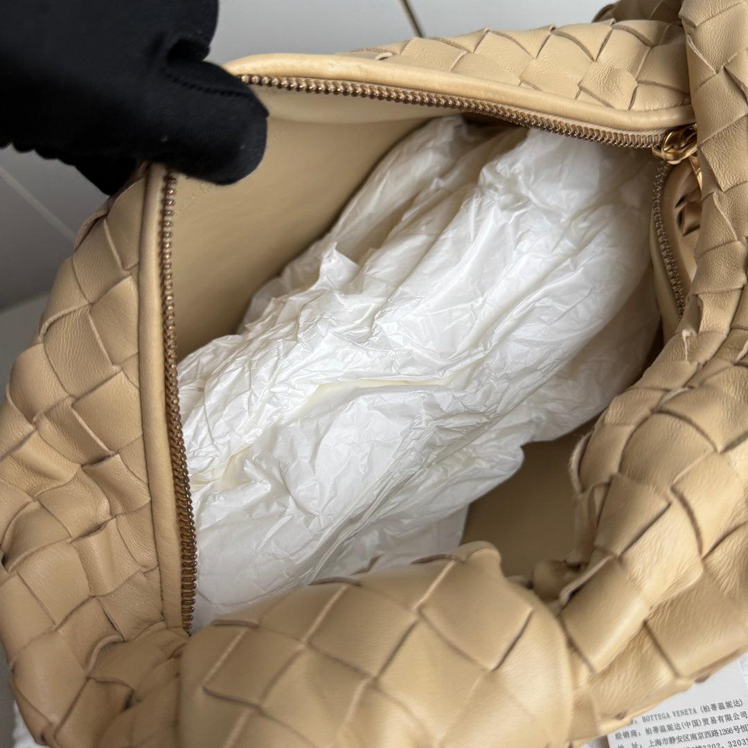 Bottega Veneta Teen Jodie Small Lambskin Leather Beige Oats 36cm 12