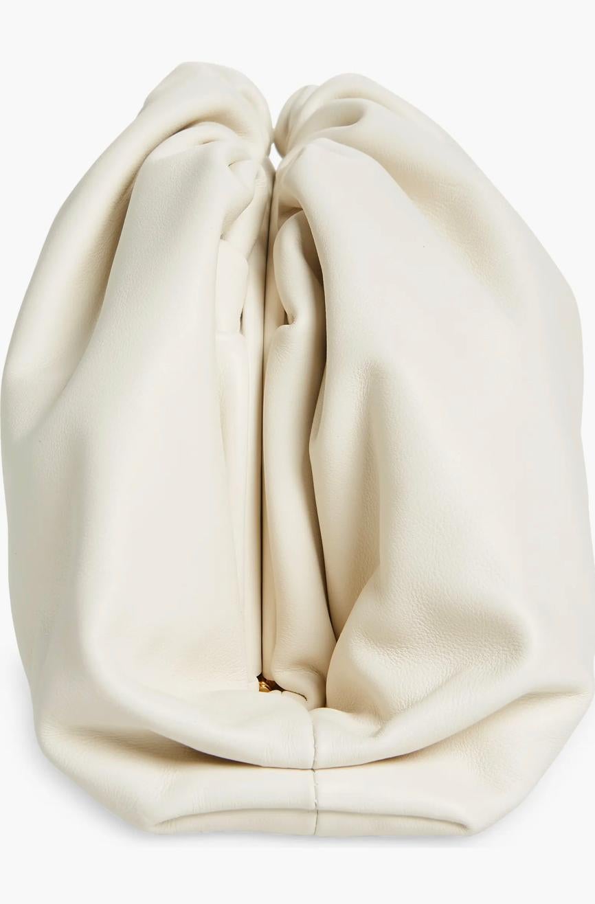 Bottega Veneta Teen Pouch in White NWT In New Condition In Paradise Island, BS