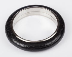 Bottega Veneta Textured Leather Sterling Silver Bangle Bracelet