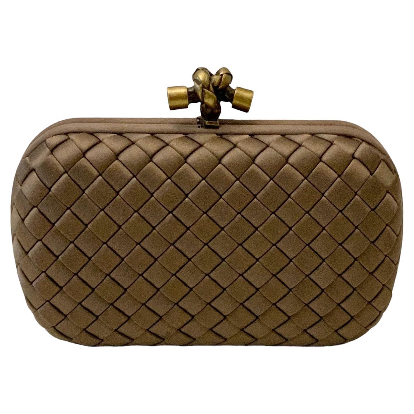 Bottega Veneta Green Knot Intrecciato Woven Clutch Bottega Veneta