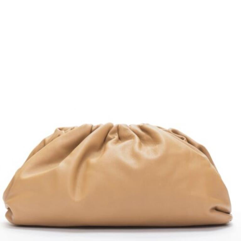 Women's BOTTEGA VENETA The Pouch tan leather dumpling clutch bag For Sale