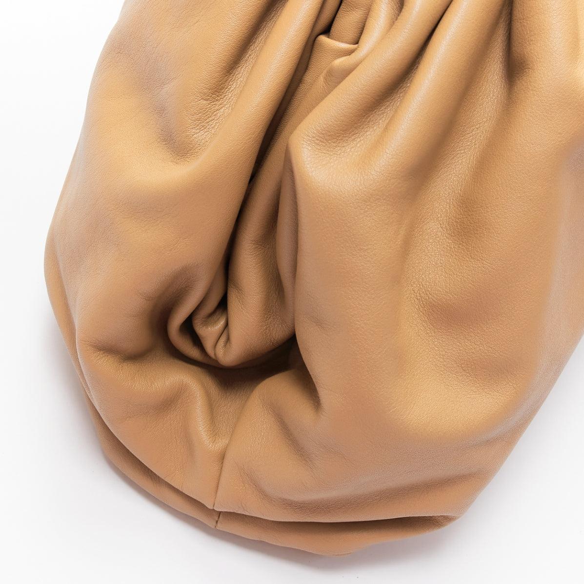 BOTTEGA VENETA The Pouch tan leather dumpling clutch bag For Sale 3