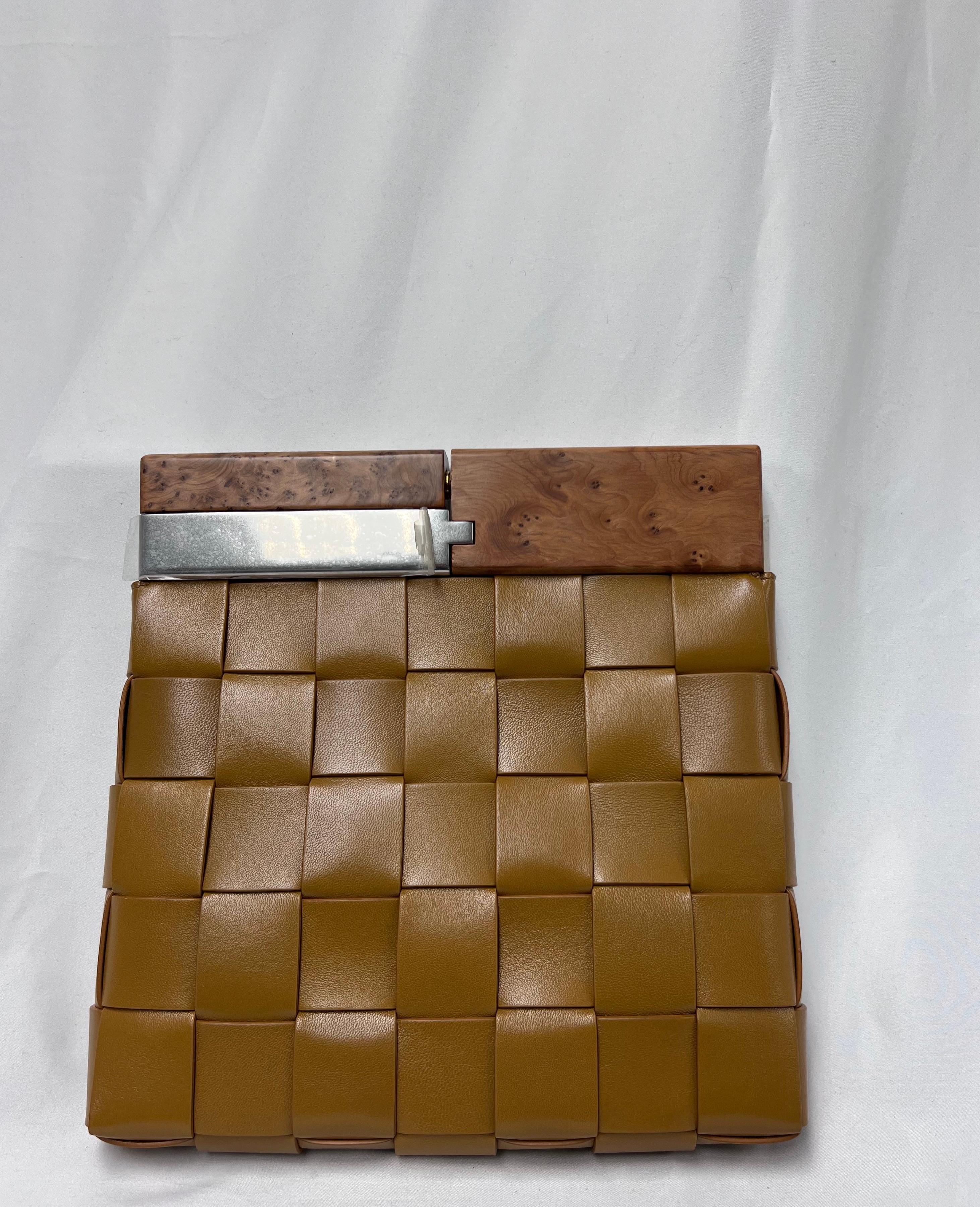 Questa pochette 