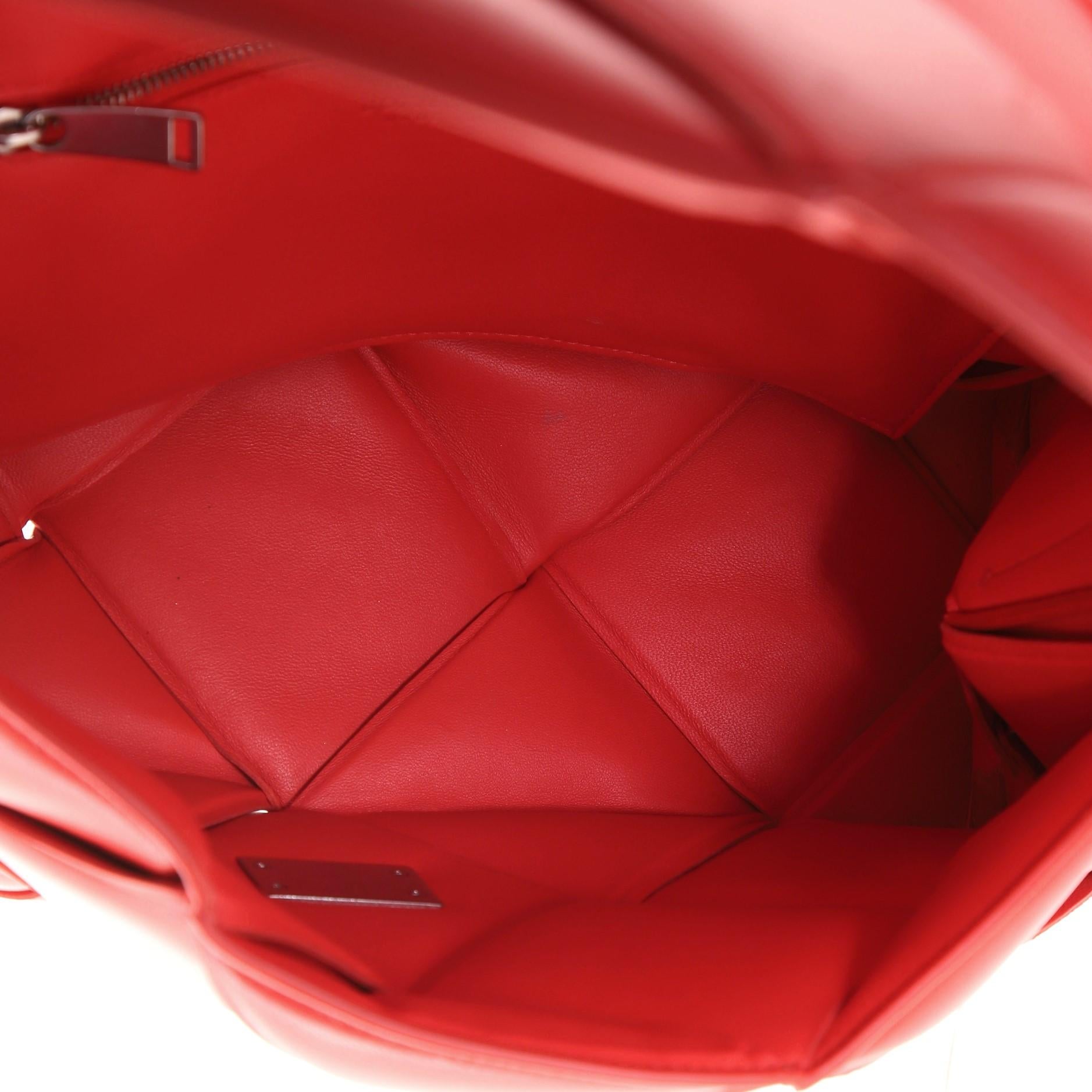 Tomas maier supreme luggage shop
