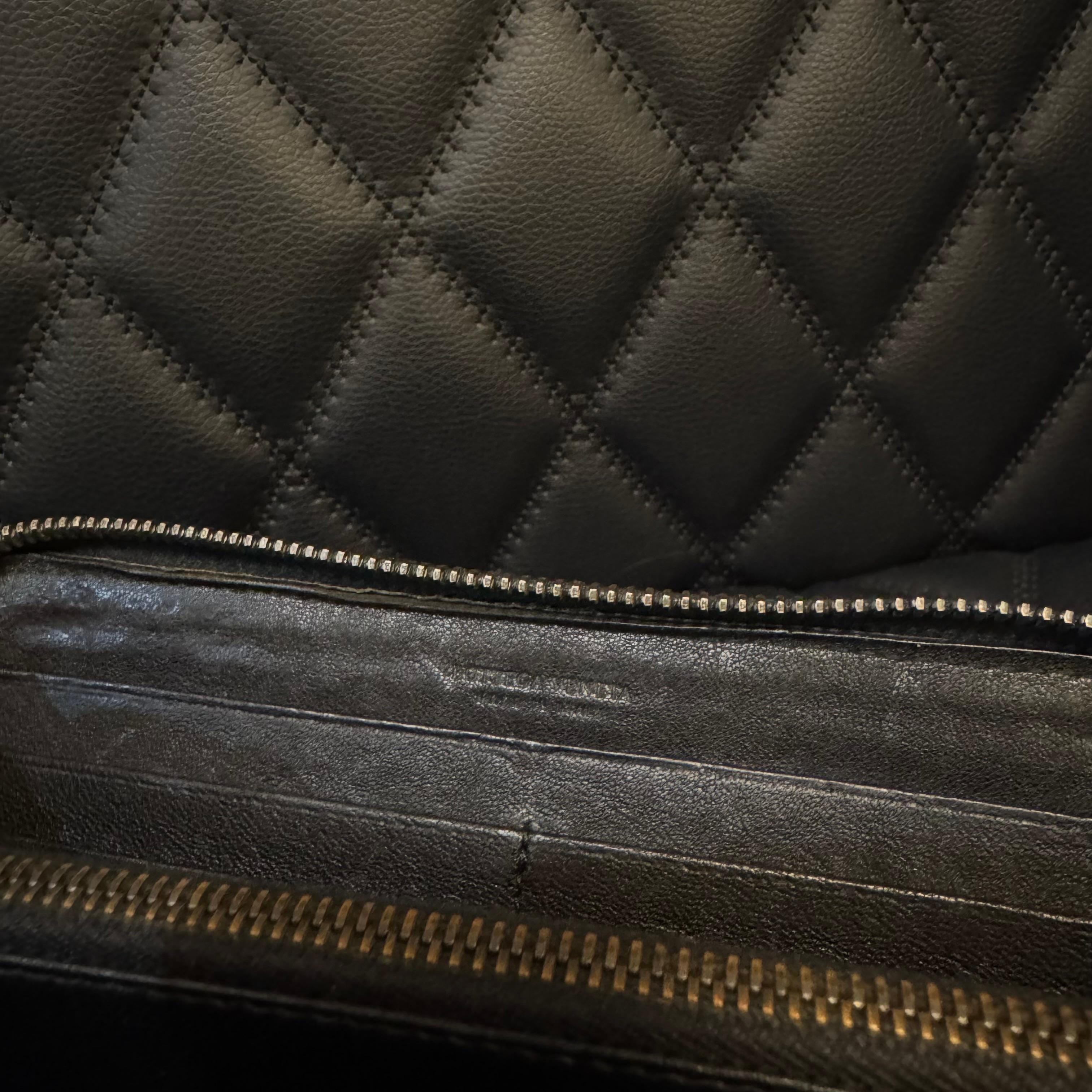 Portefeuille zippé en cuir tricolore Intrecciato de Bottega Veneta en vente 3