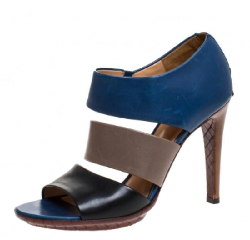 Bottega Veneta Tricolor Leder offene Zehe ausgeschnitten Booties Größe 39.5 im Angebot 1