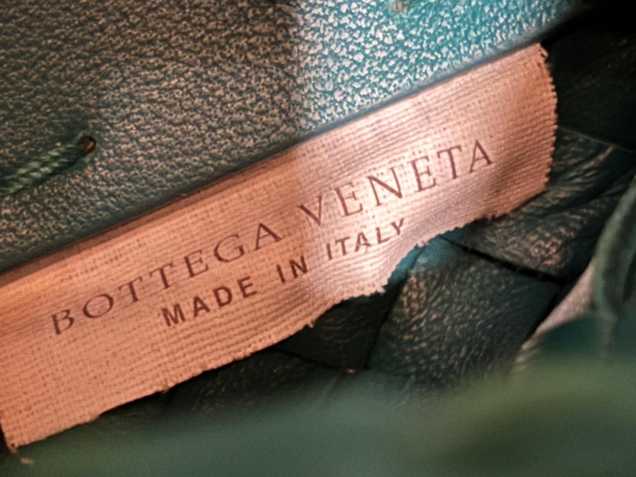 Bottega Veneta Turquoise Large Woven Cabat Tote en vente 8