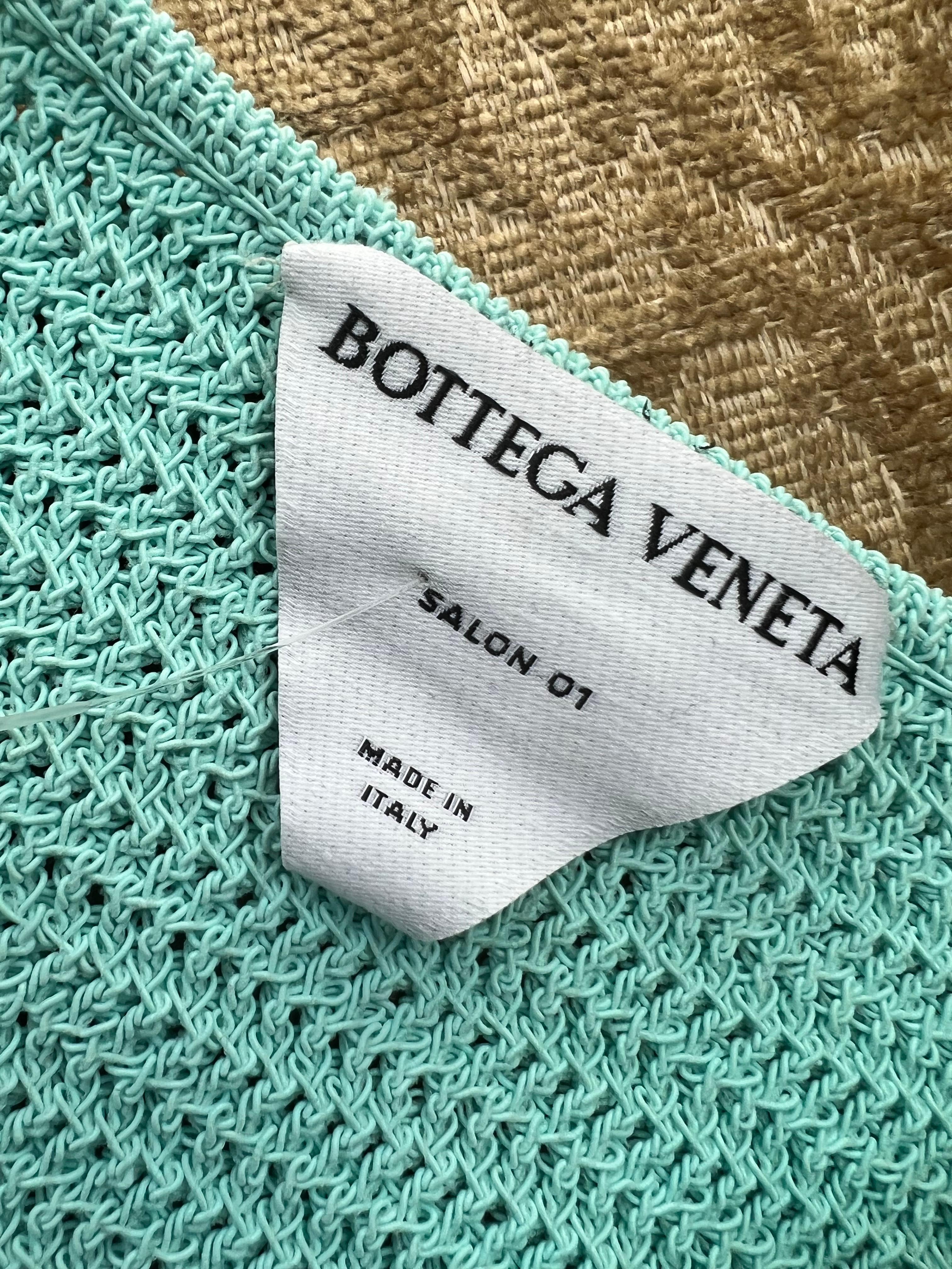 Bottega Veneta - Turquoise  Robe et veste en maille côtelée superposée, taille S  en vente 2