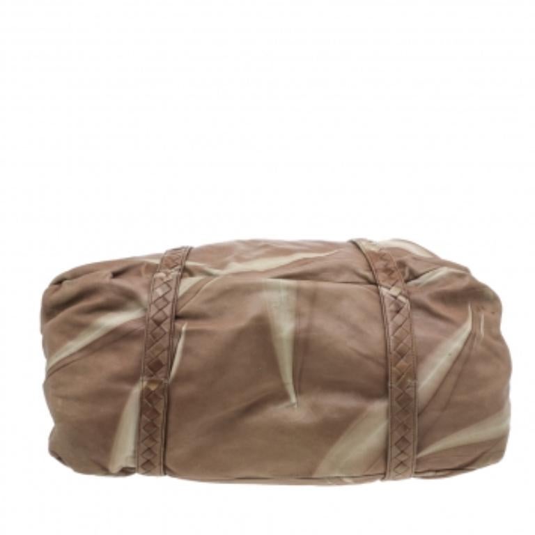 Bottega Veneta - Sacoche en cuir Intrecciato bicolore en vente 2