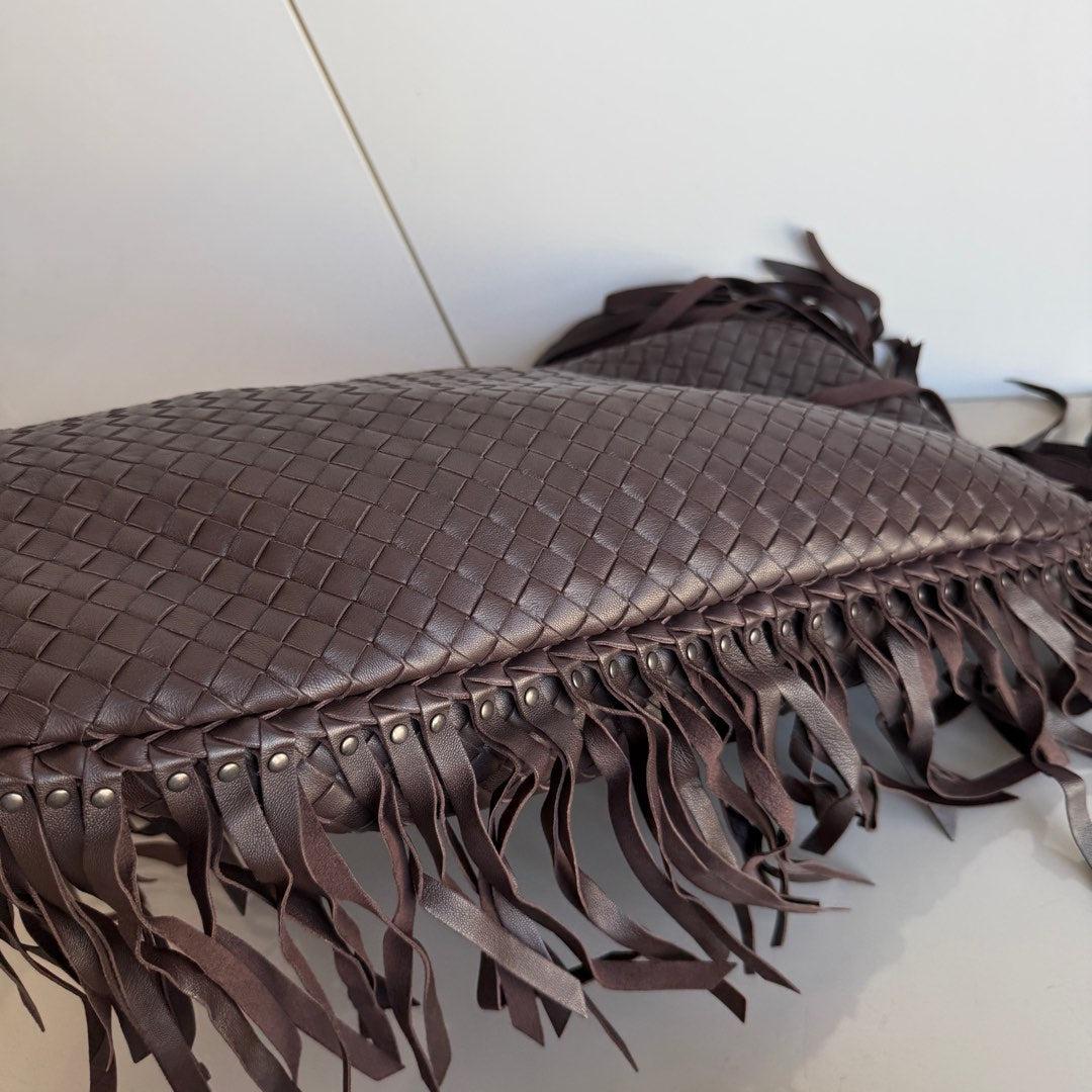 Bottega Veneta Veneta Fringed Hobo Large Black 47cm Lambskin Leather For Sale 6