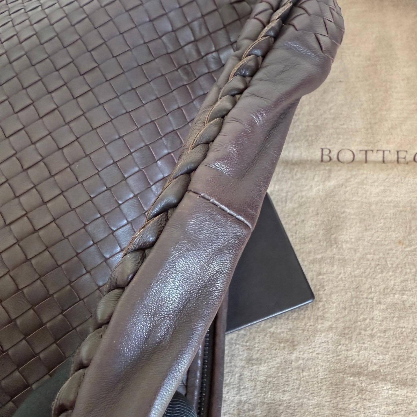 Bottega Veneta Veneta Fringed Hobo Large Black 47cm Lambskin Leather For Sale 7