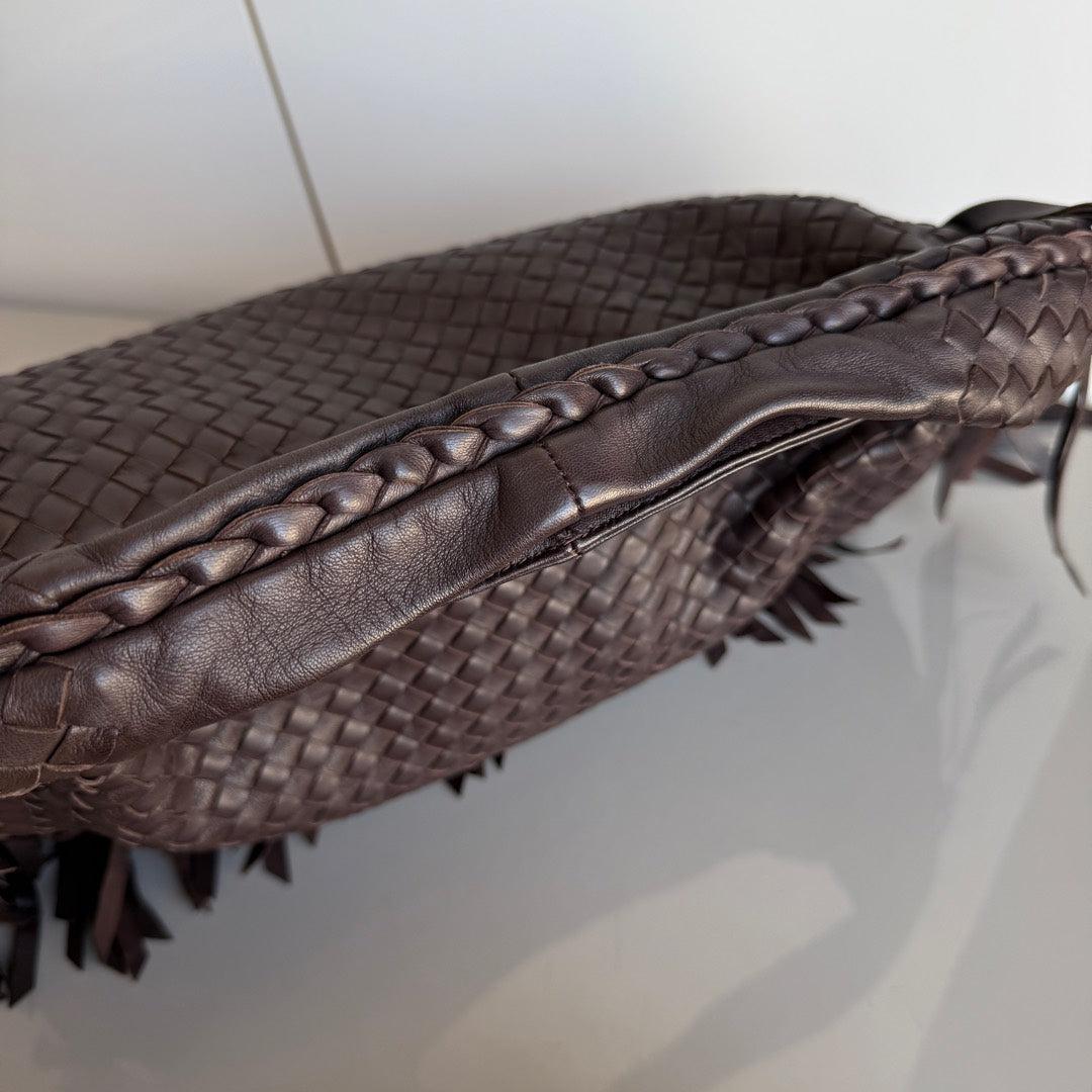 Women's Bottega Veneta Veneta Fringed Hobo Large Black 47cm Lambskin Leather For Sale