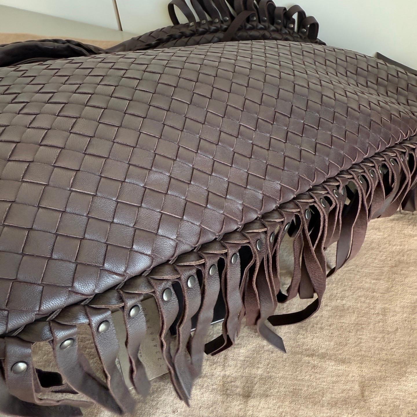 Women's Bottega Veneta Veneta Fringed Hobo Large Black 47cm Lambskin Leather For Sale