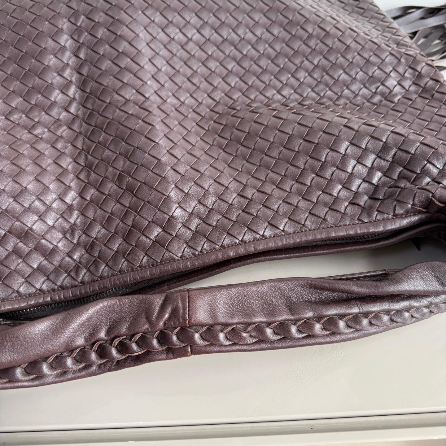 Bottega Veneta Hobo Maxi Fringué Chocolat Noir Brown 51cm Lambskin en vente 11
