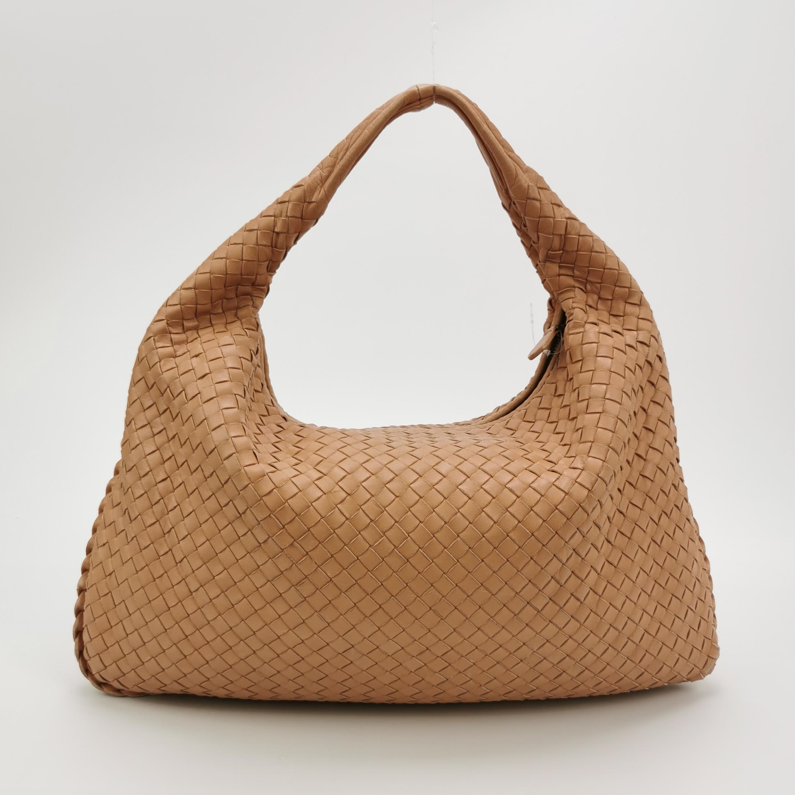 Bottega Veneta Hobo Beige Almond Brown 47cm Pour femmes en vente