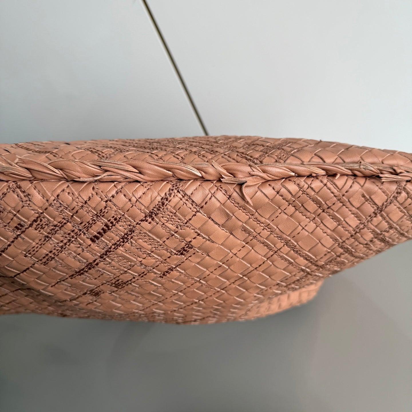 Bottega Veneta Hobo Beige Almond édition spéciale cuir 40 cm en vente 6