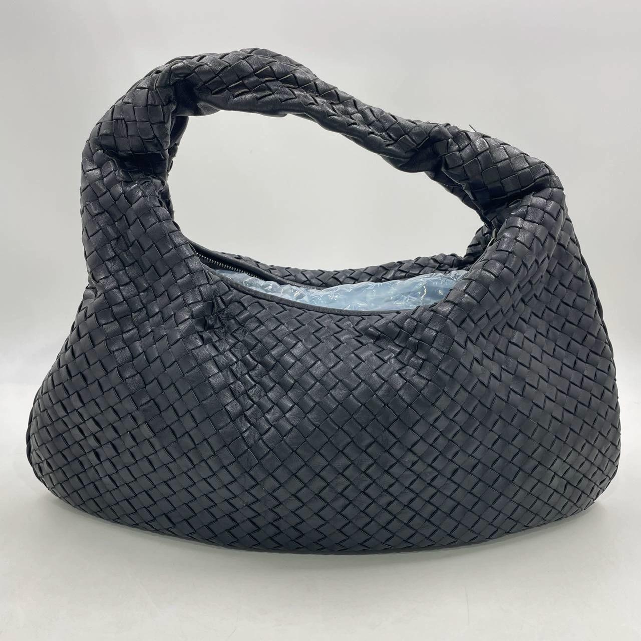 Bottega Veneta Hobo in pelle nera grande 48 cm in vendita 5