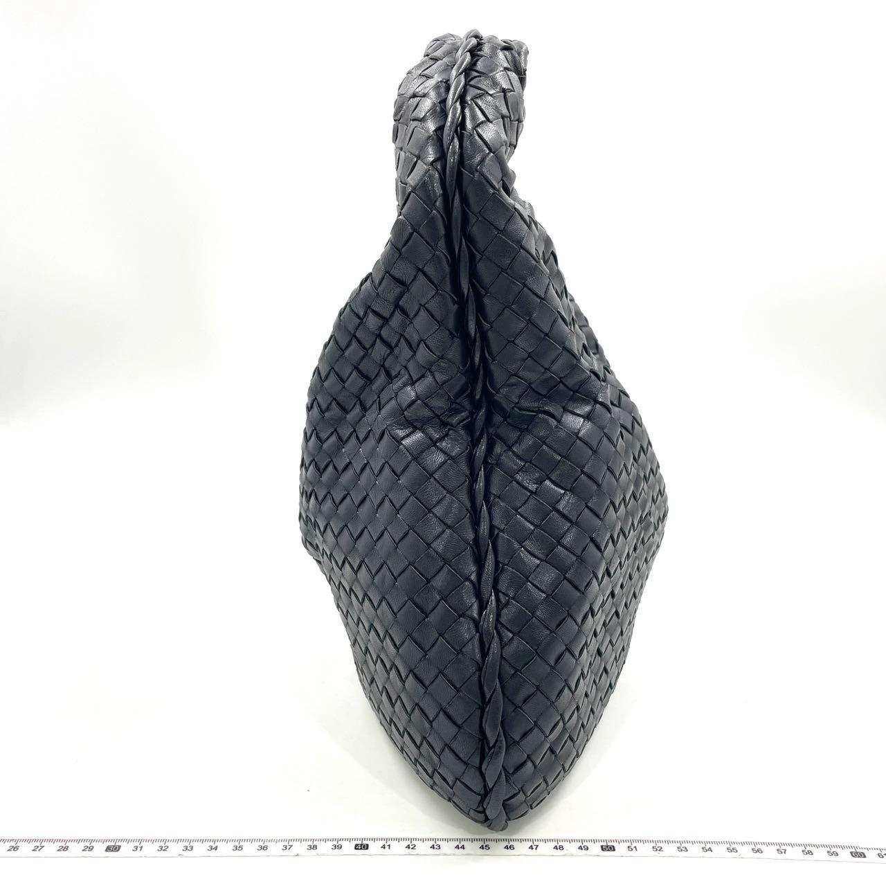 Bottega Veneta Hobo in pelle nera grande 48 cm in vendita 6
