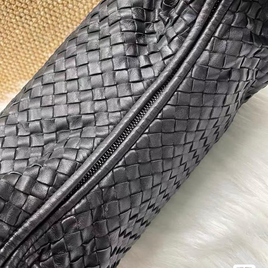 Bottega Veneta Hobo in pelle nera grande 48 cm in vendita 2