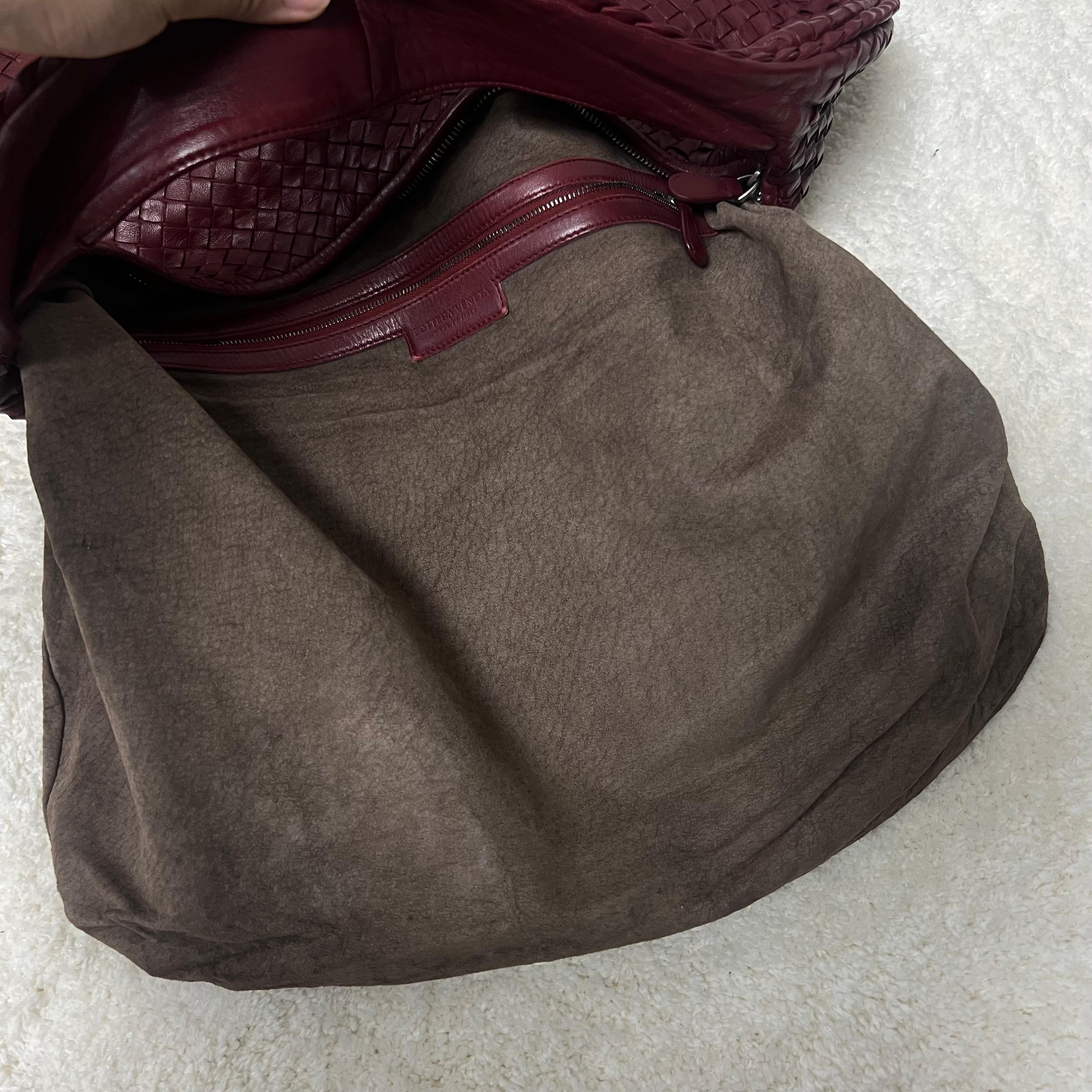 Bottega Veneta Sac à main en cuir bourgogne Maxi 50cm en vente 6