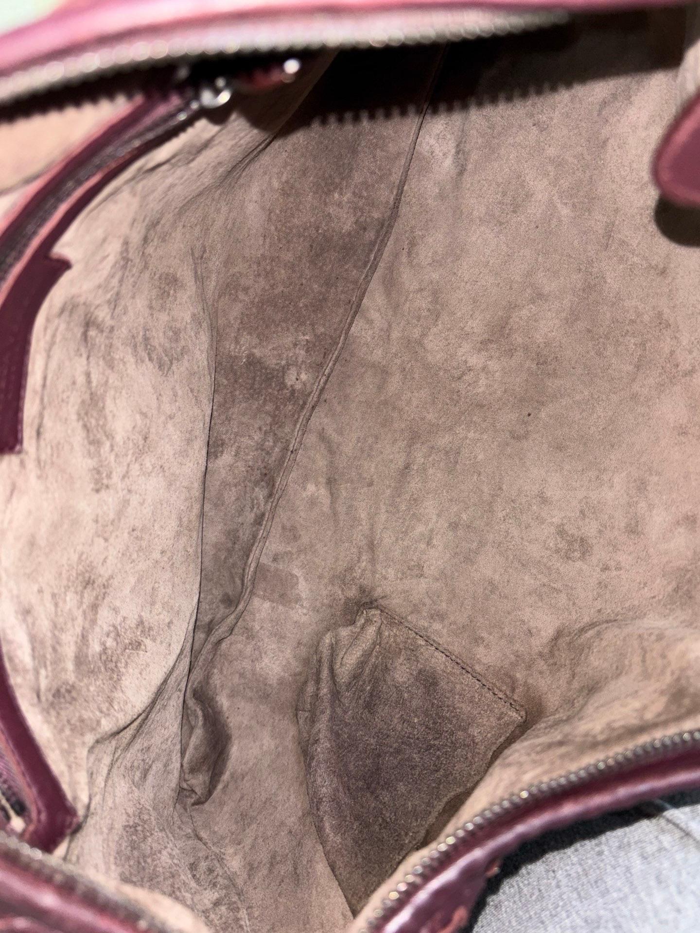 Bottega Veneta Veneta Hobo Bourgogne Vin Intreciatto Leather Bag Large 45cm en vente 12