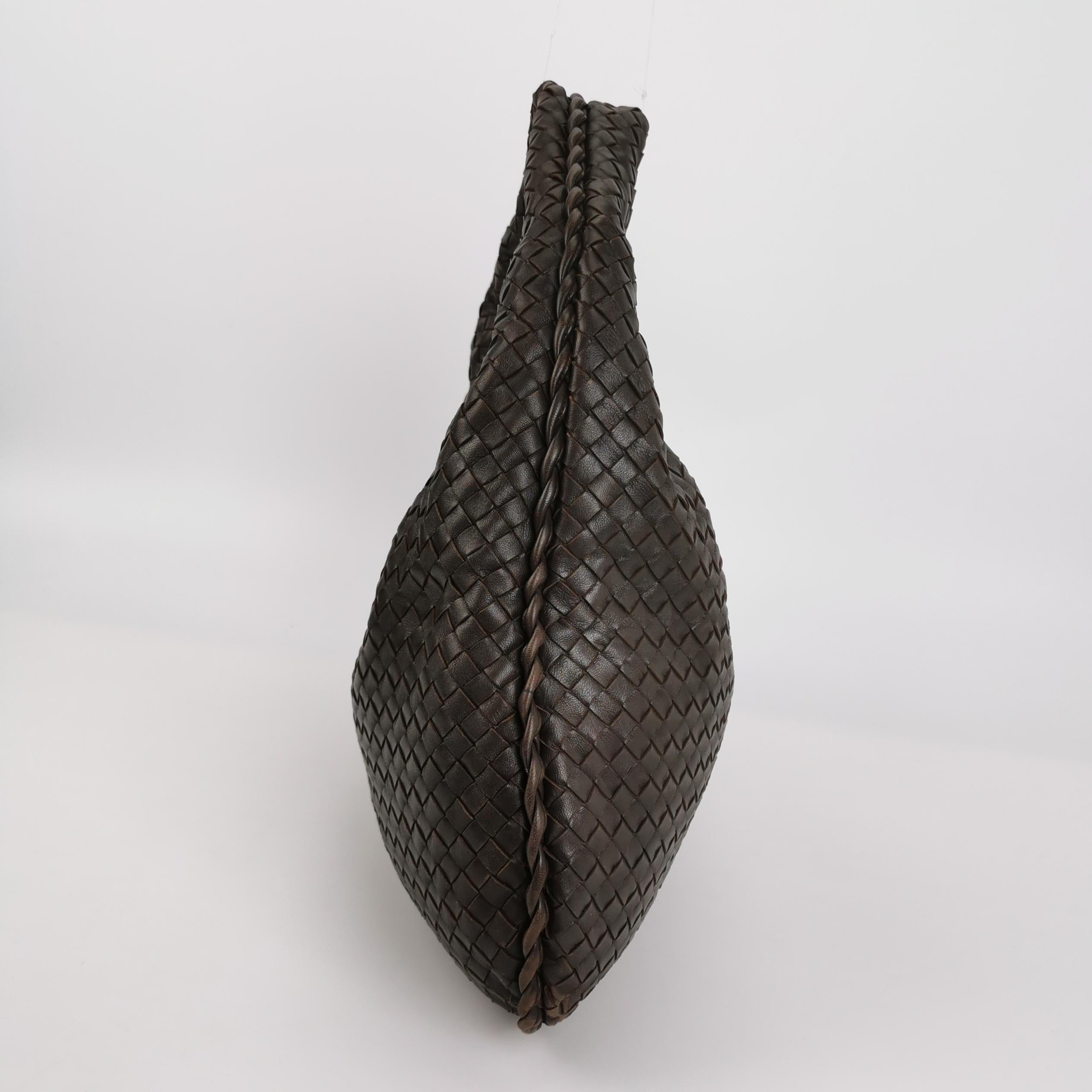 Bottega Veneta Veneta Hobo Dark Chocolate Brown Intrecciato Leather Bag 48cm For Sale 1