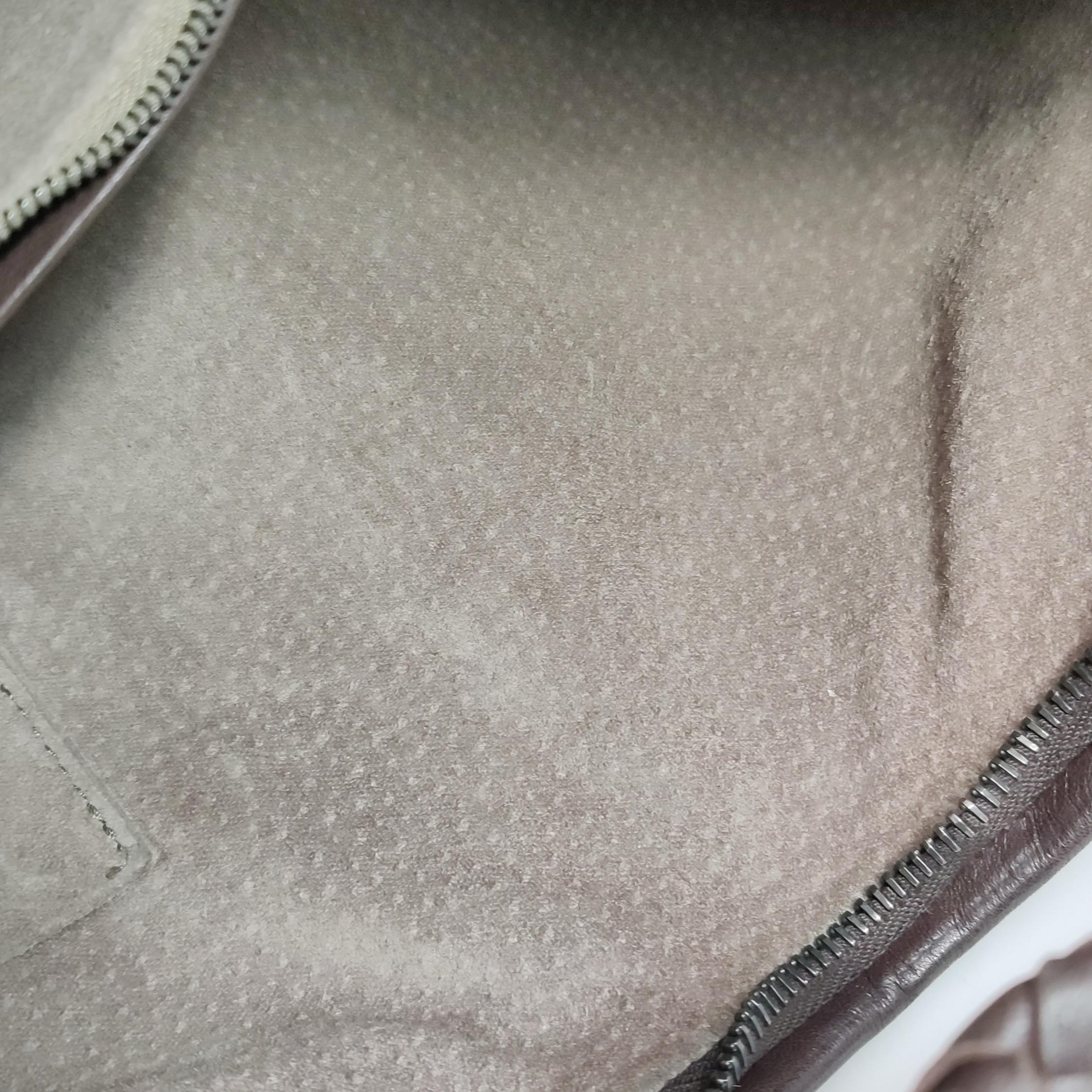 Bottega Veneta Veneta Hobo Dark Chocolate Brown Intrecciato Leather Bag 48cm For Sale 3