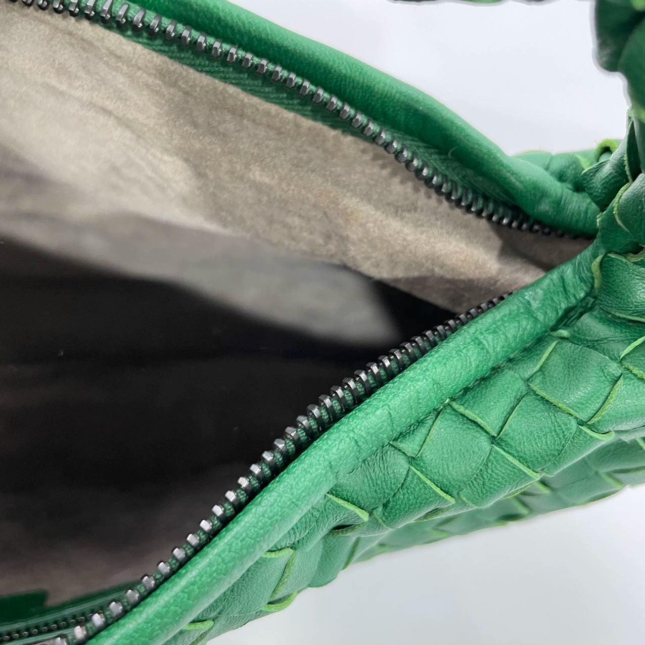 Bottega Veneta Veneta Hobo Dark Green Lambskin Leather 40cm For Sale 12