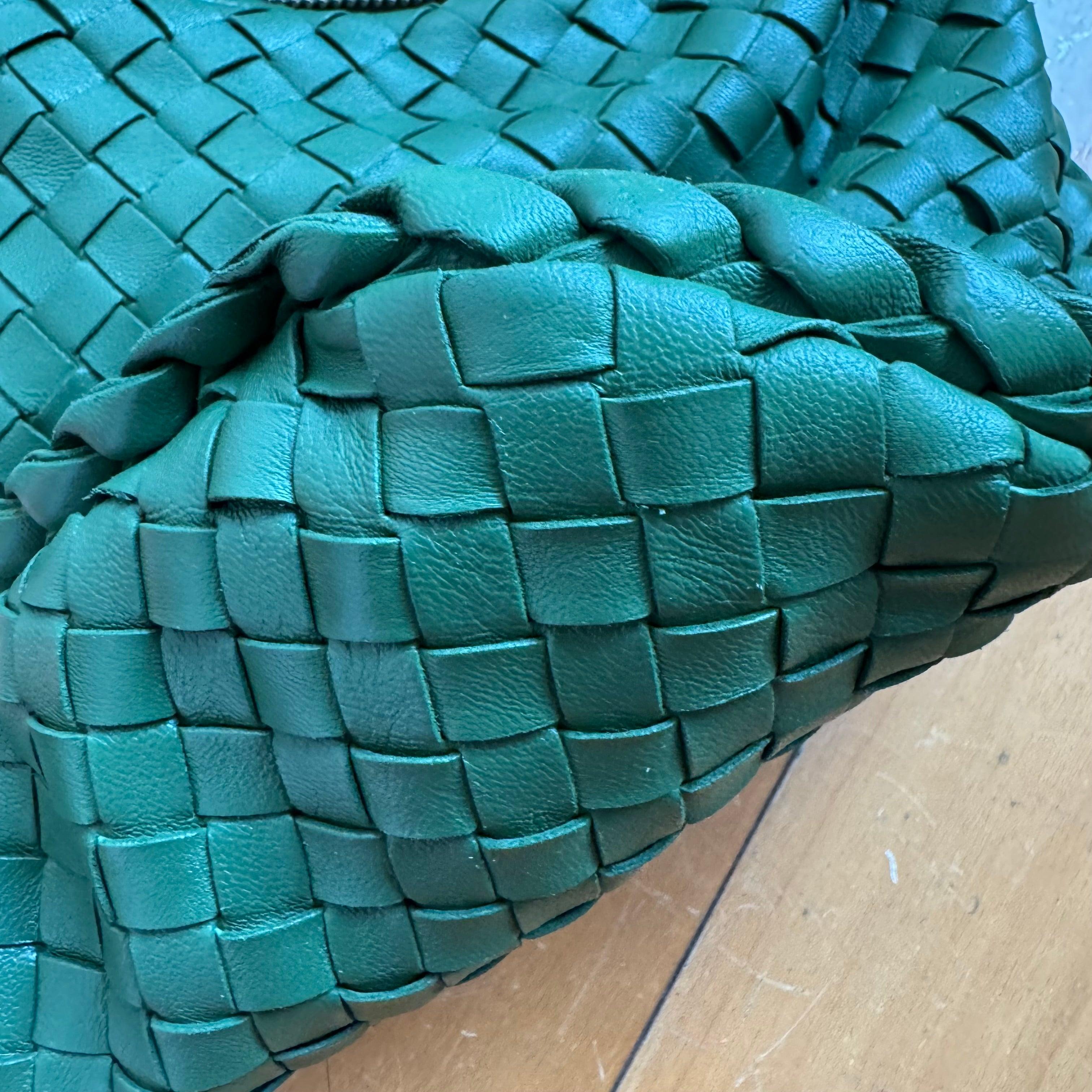 Bottega Veneta Veneta Hobo Dark Green Lambskin Leather 40cm For Sale 14
