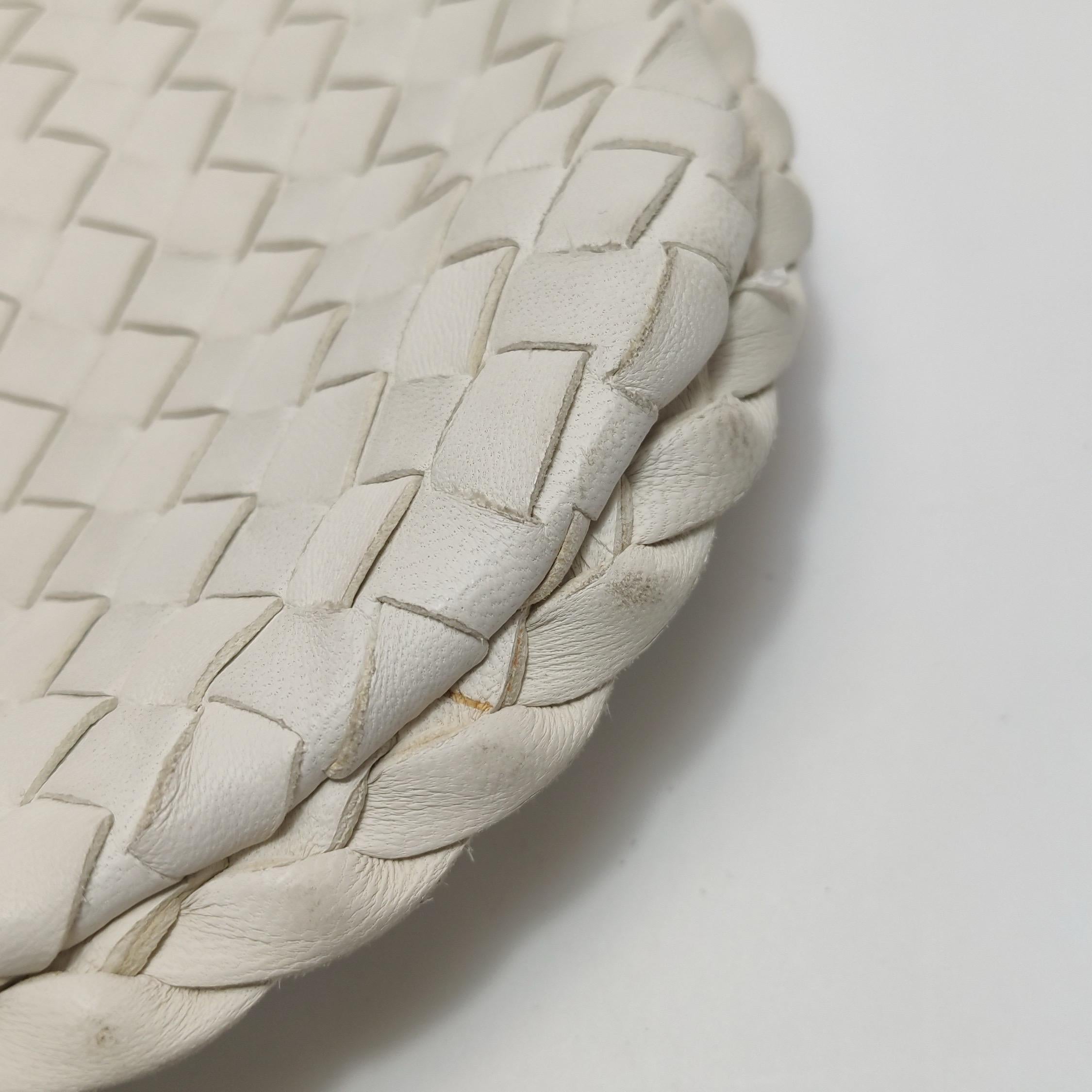 Bottega Veneta Sac à main en cuir blanc foncé Maxi 55cm en vente 15