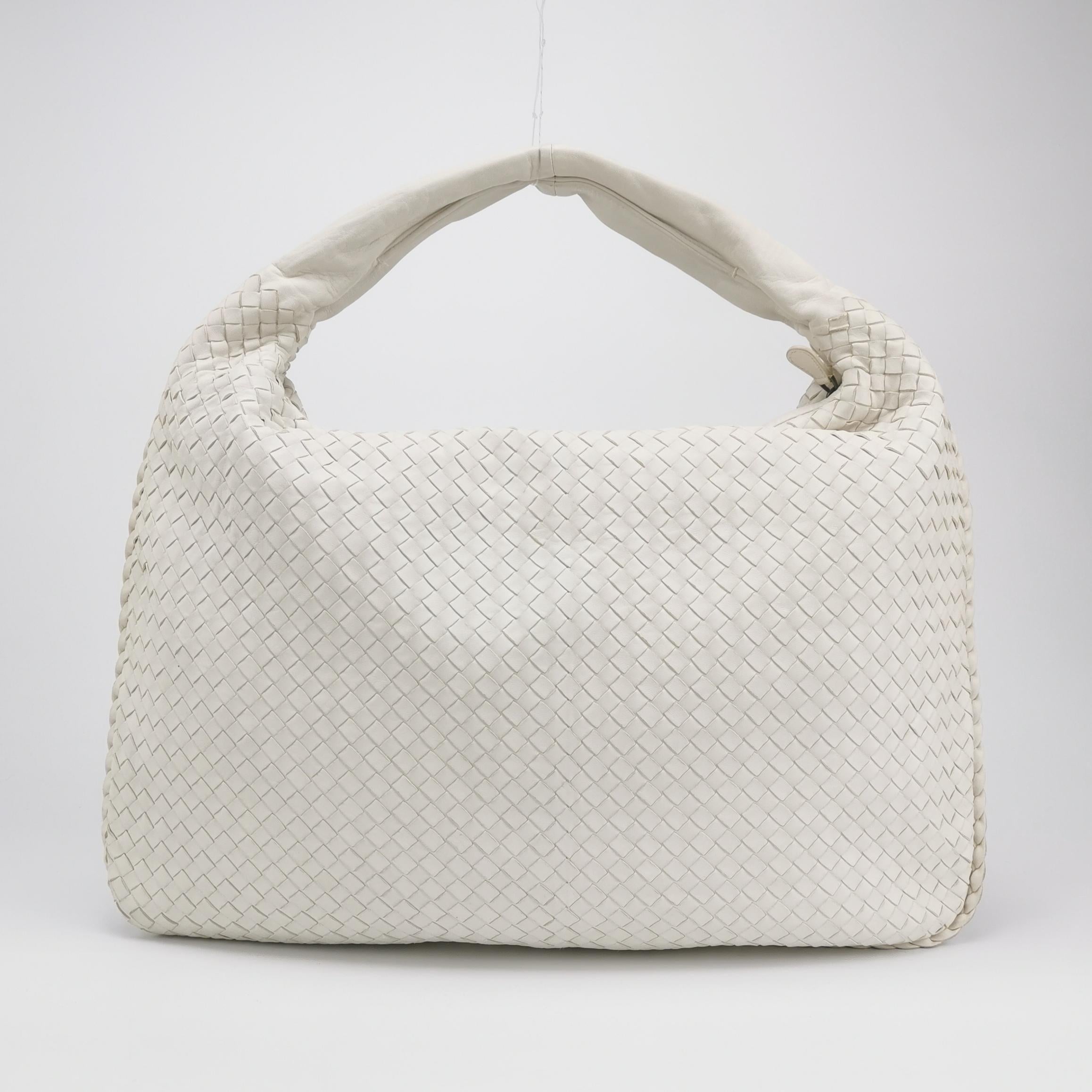 Bottega Veneta Sac à main en cuir blanc foncé Maxi 55cm Pour femmes en vente