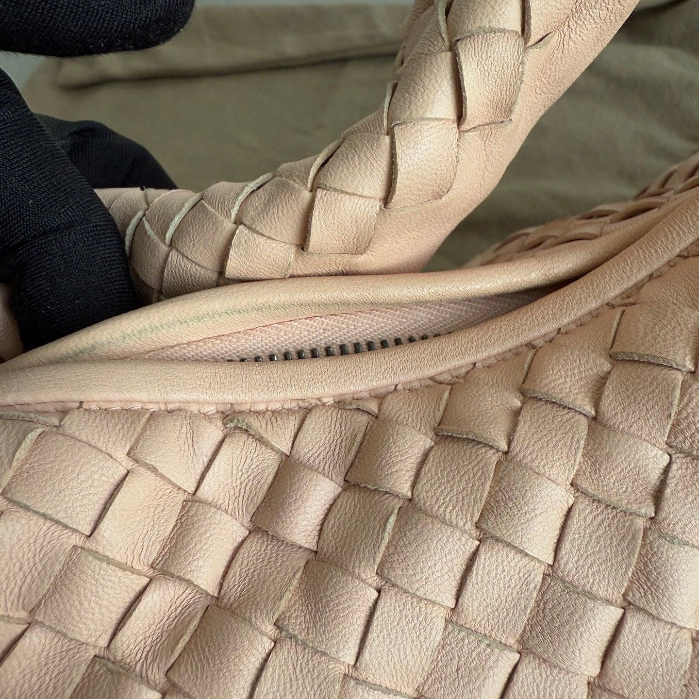 Bottega Veneta Veneta Hobo Intrecciato Almond Pink Intrecciato Leather Bag 48cm 9