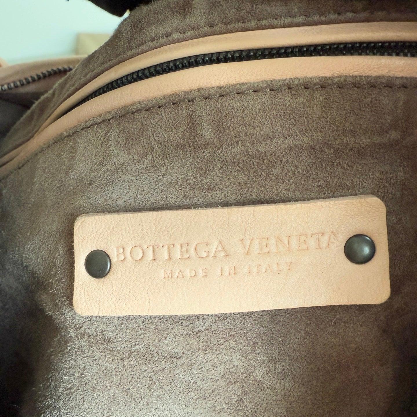 Bottega Veneta Veneta Hobo Intrecciato Almond Pink Intrecciato Leather Bag 48cm 12