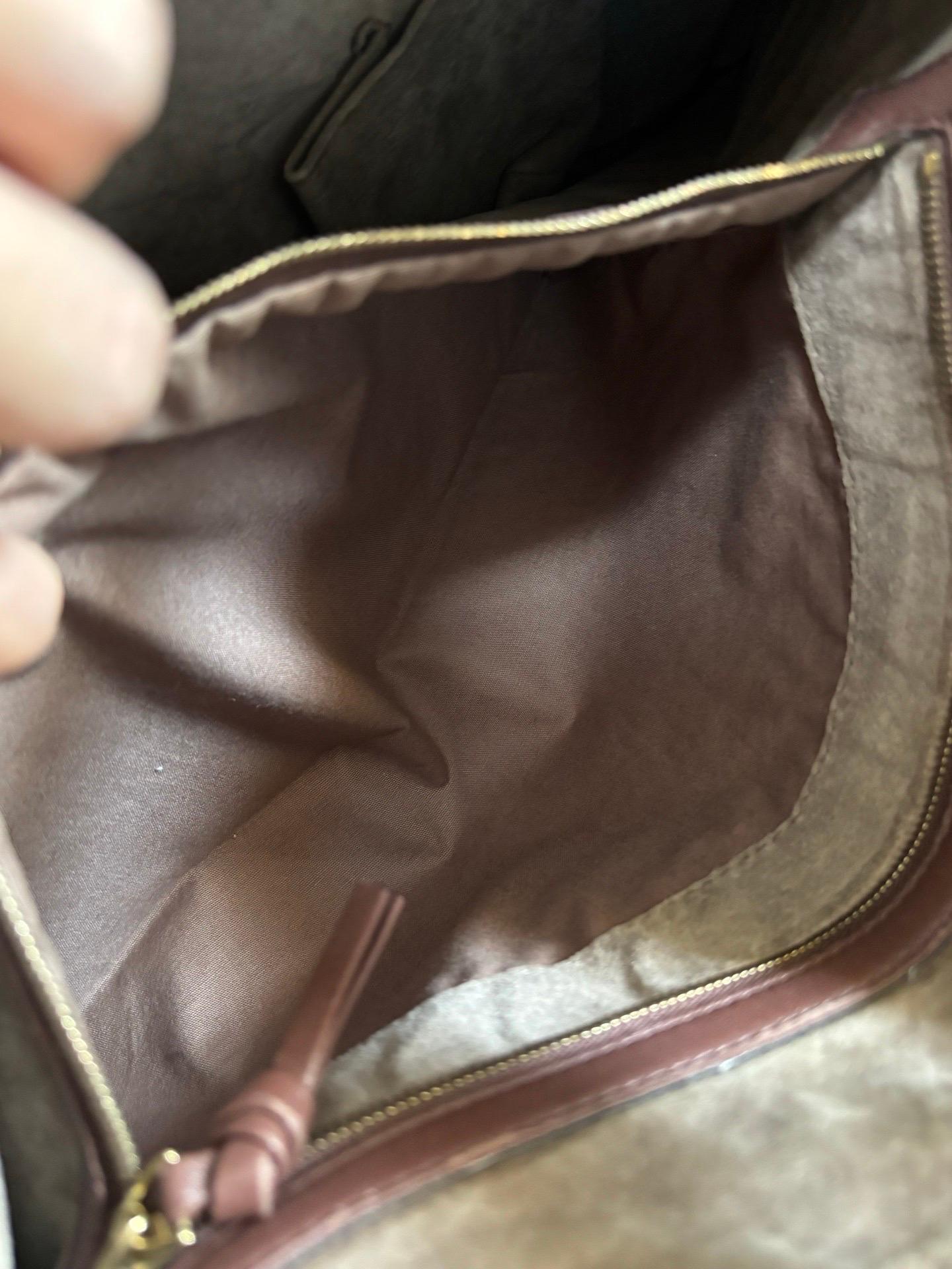 Bottega Veneta Hobo Intrecciato Chocolat Marron Moyen Cuir d'Agneau en vente 1