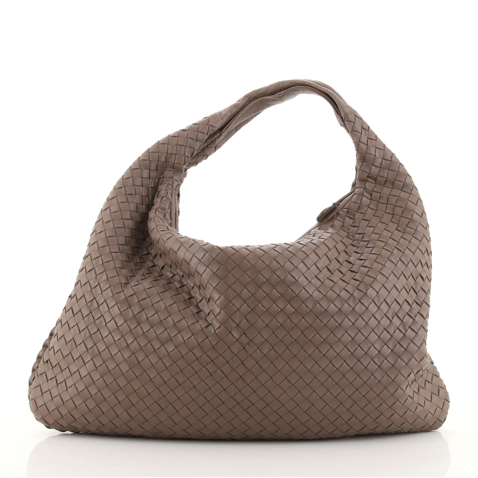 Großer Hobo Intrecciato Nappa von Bottega Veneta im Zustand „Gut“ in NY, NY