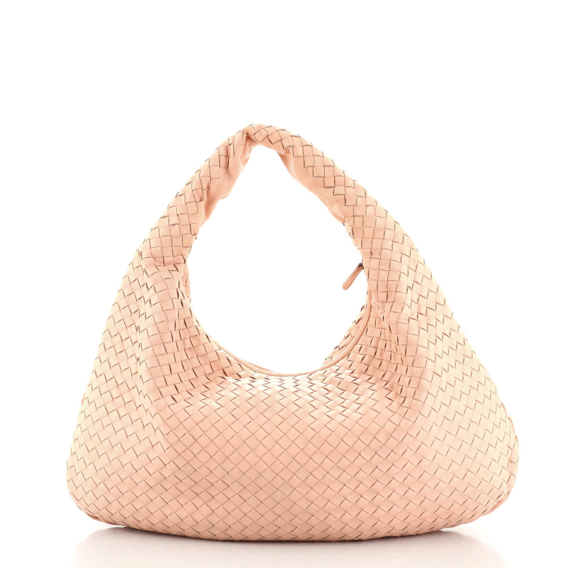Großer Hobo Intrecciato Nappa von Bottega Veneta im Zustand „Gut“ in NY, NY