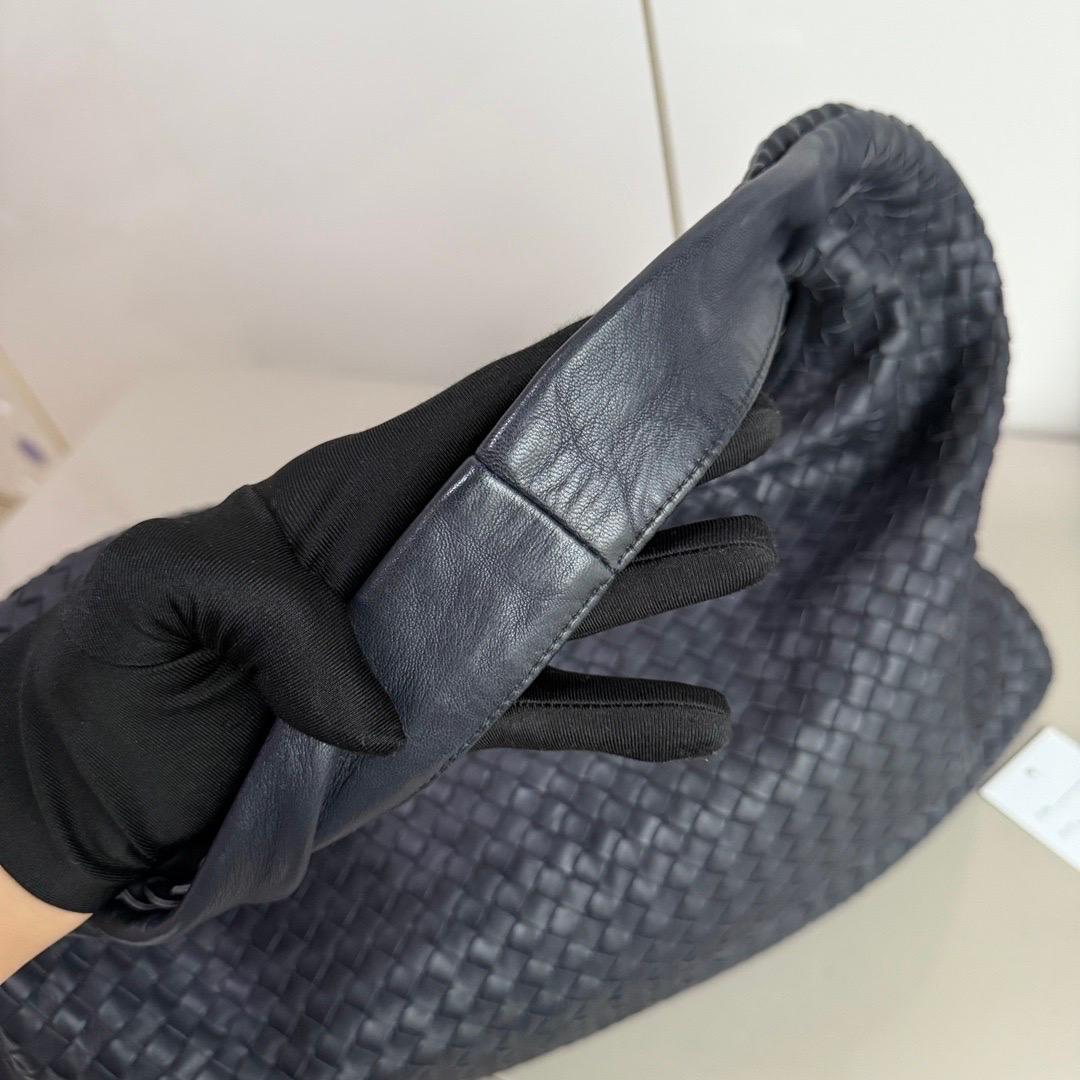 Bottega Veneta Veneta Hobo Large Black 50-53cm Lambskin Leather 6