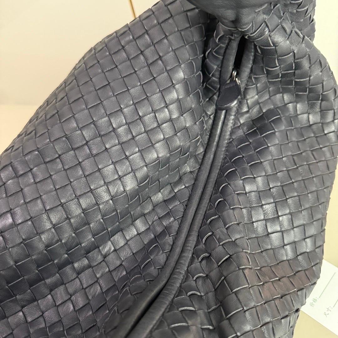 Bottega Veneta Veneta Hobo Large Black 50-53cm Lambskin Leather 13