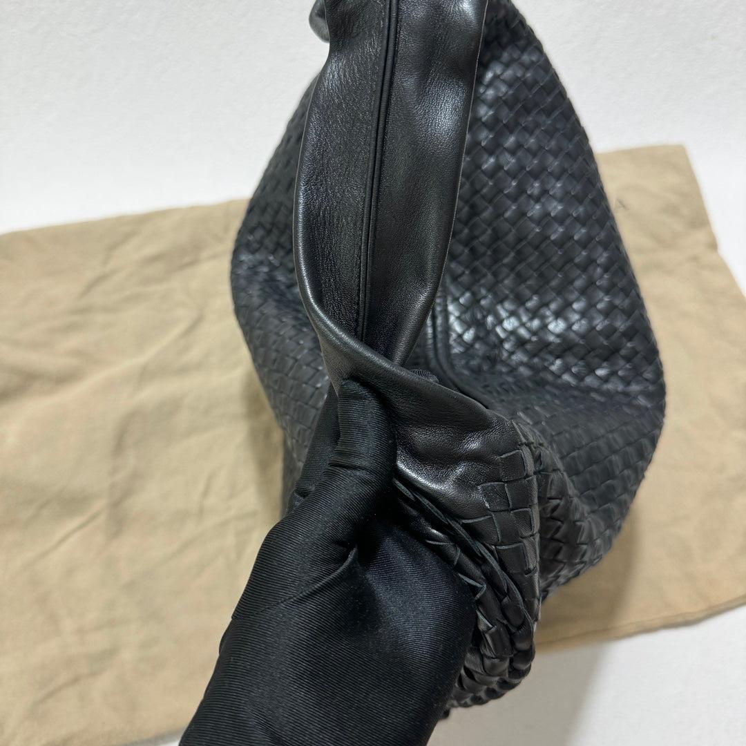 Bottega Veneta Veneta Hobo Large Black 50-53cm Lambskin Leather 1