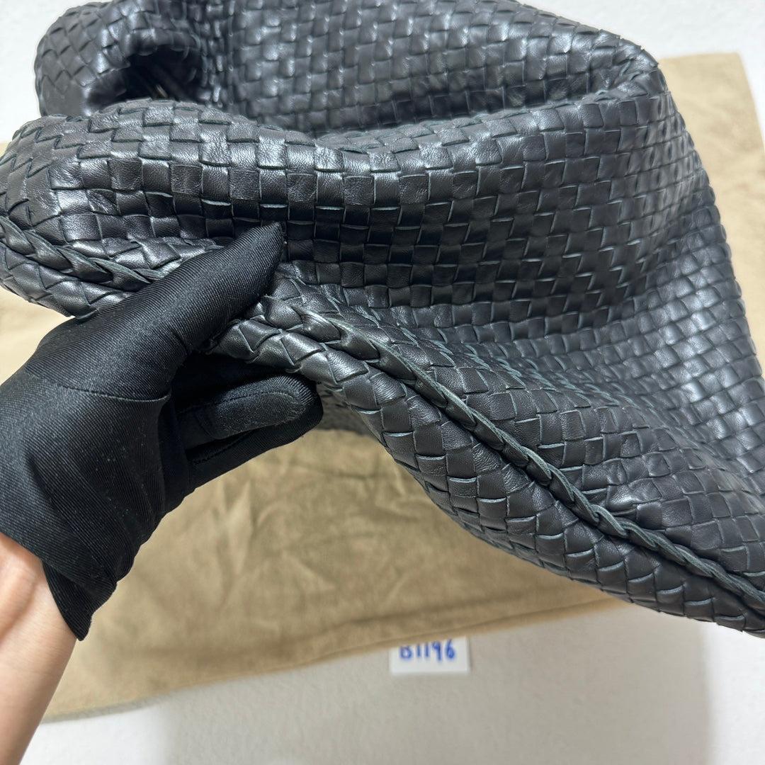 Bottega Veneta Veneta Hobo Large Black 50-53cm Lambskin Leather 3