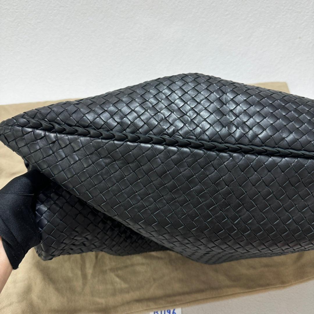 Bottega Veneta Veneta Hobo Large Black 50-53cm Lambskin Leather 4