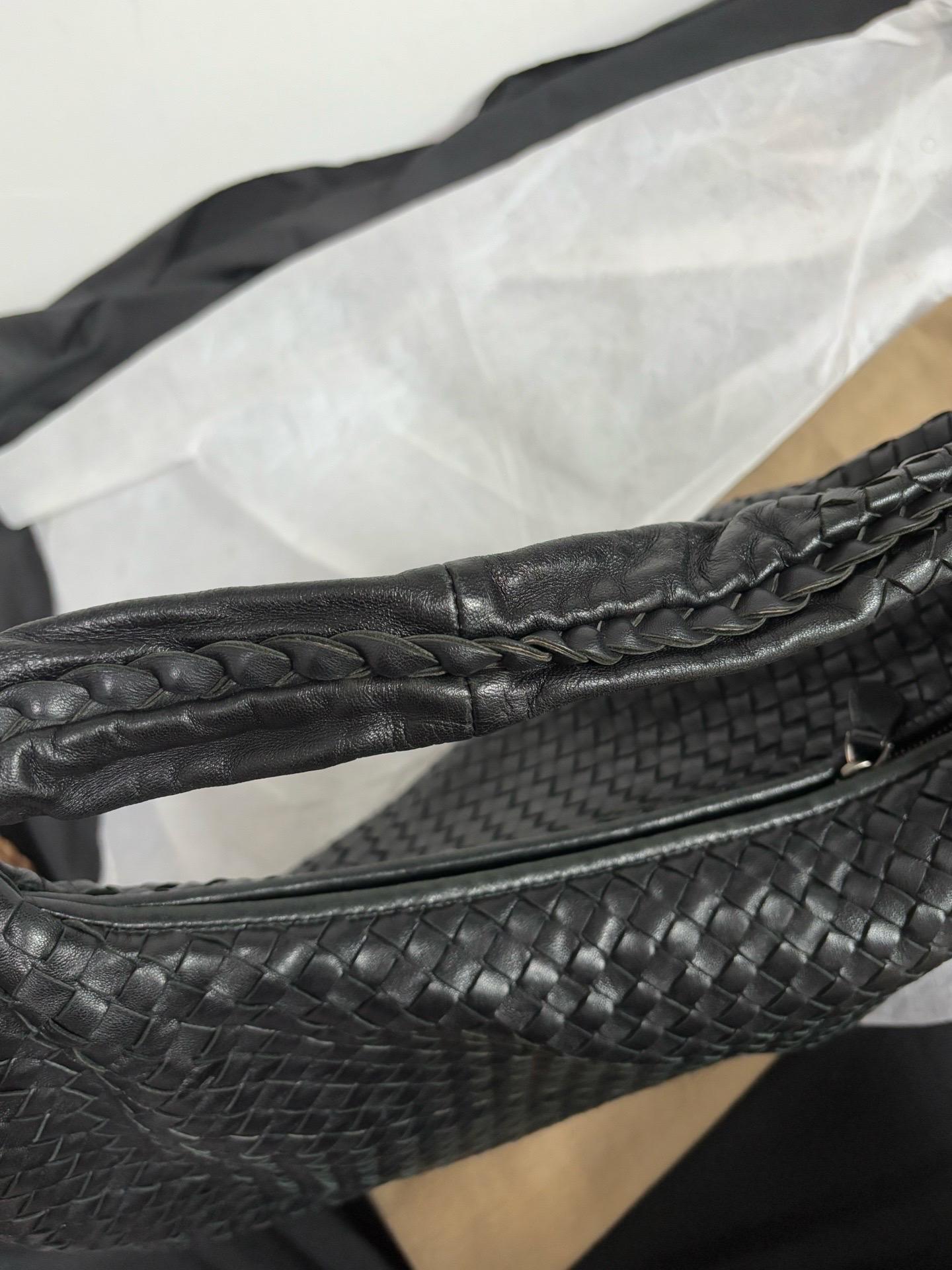 Bottega Veneta Hobo Large Cuir Noir 48cm en vente 1