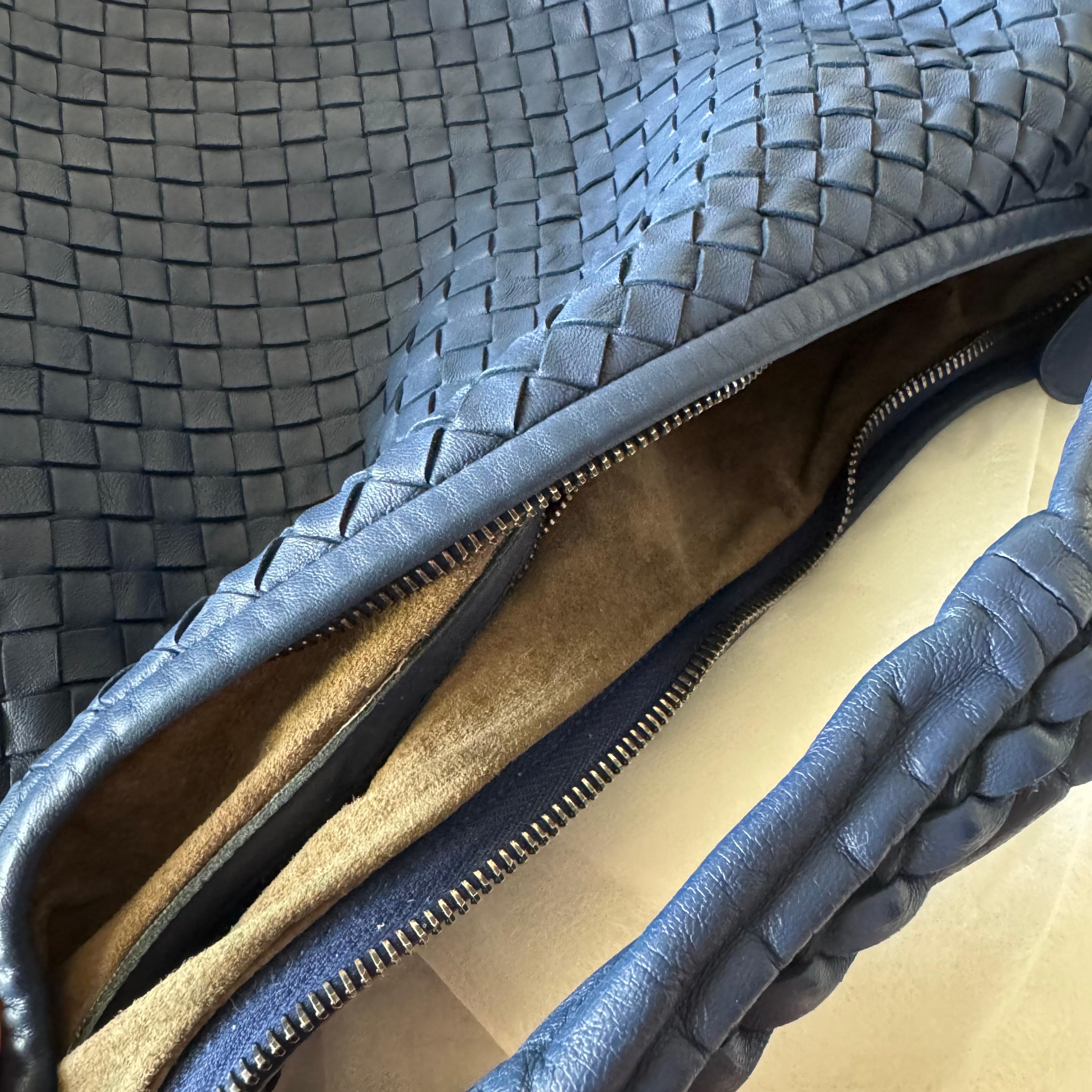 Bottega Veneta Veneta Hobo Large Navy Intrecciato Leather Bag 48cm 7