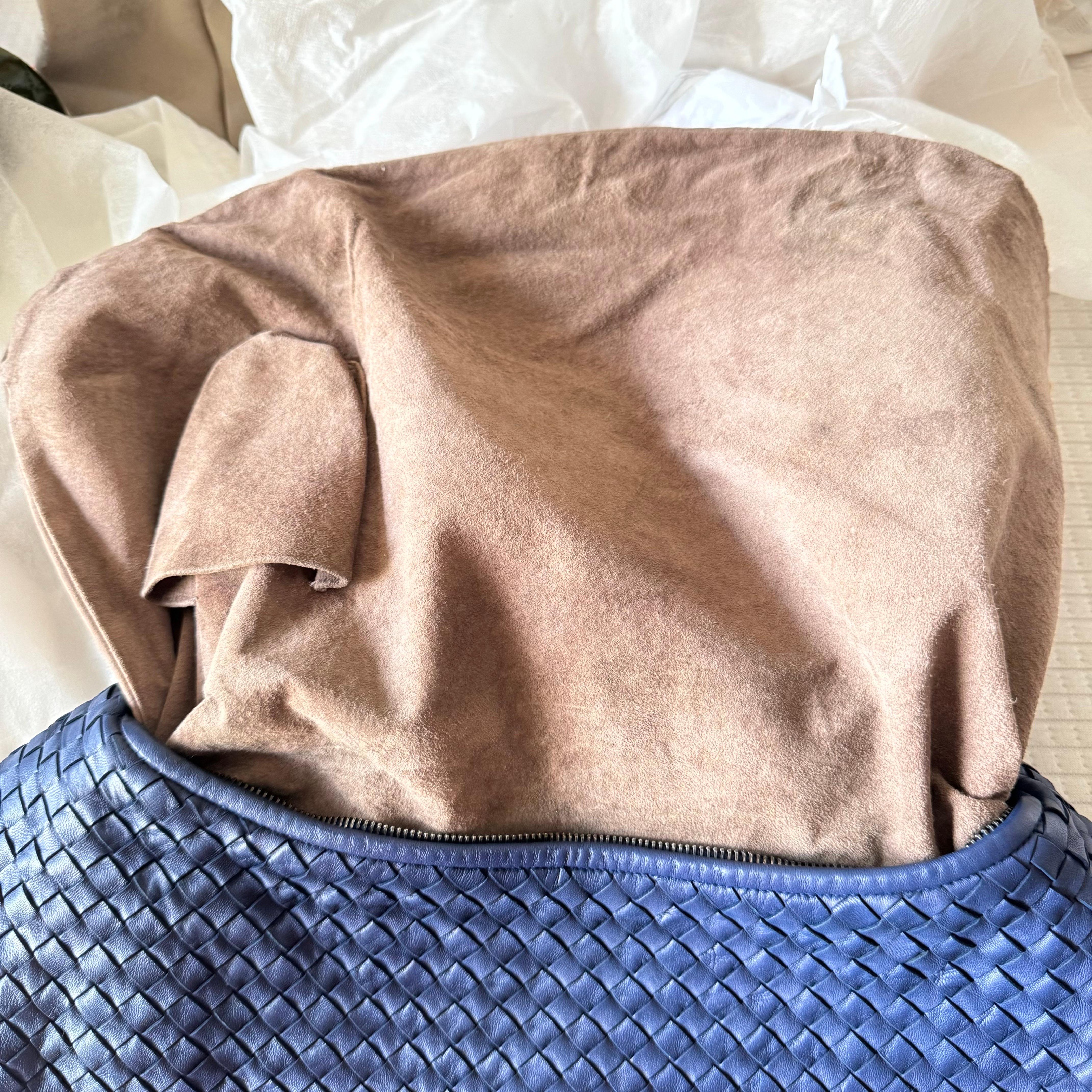 Bottega Veneta Veneta Hobo Large Navy Intrecciato Leather Bag 48cm 9