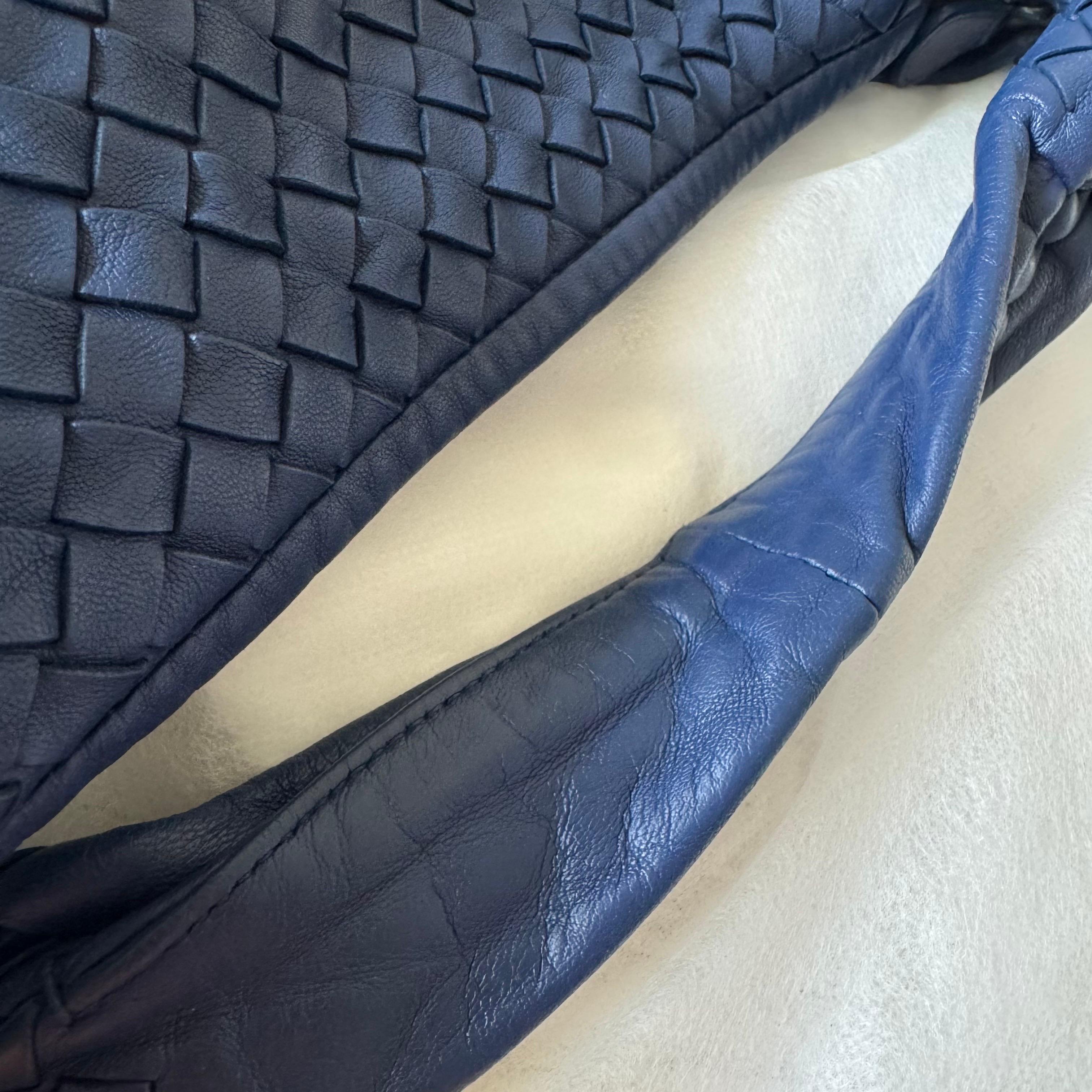 Bottega Veneta Veneta Hobo Large Navy Intrecciato Leather Bag 48cm 10