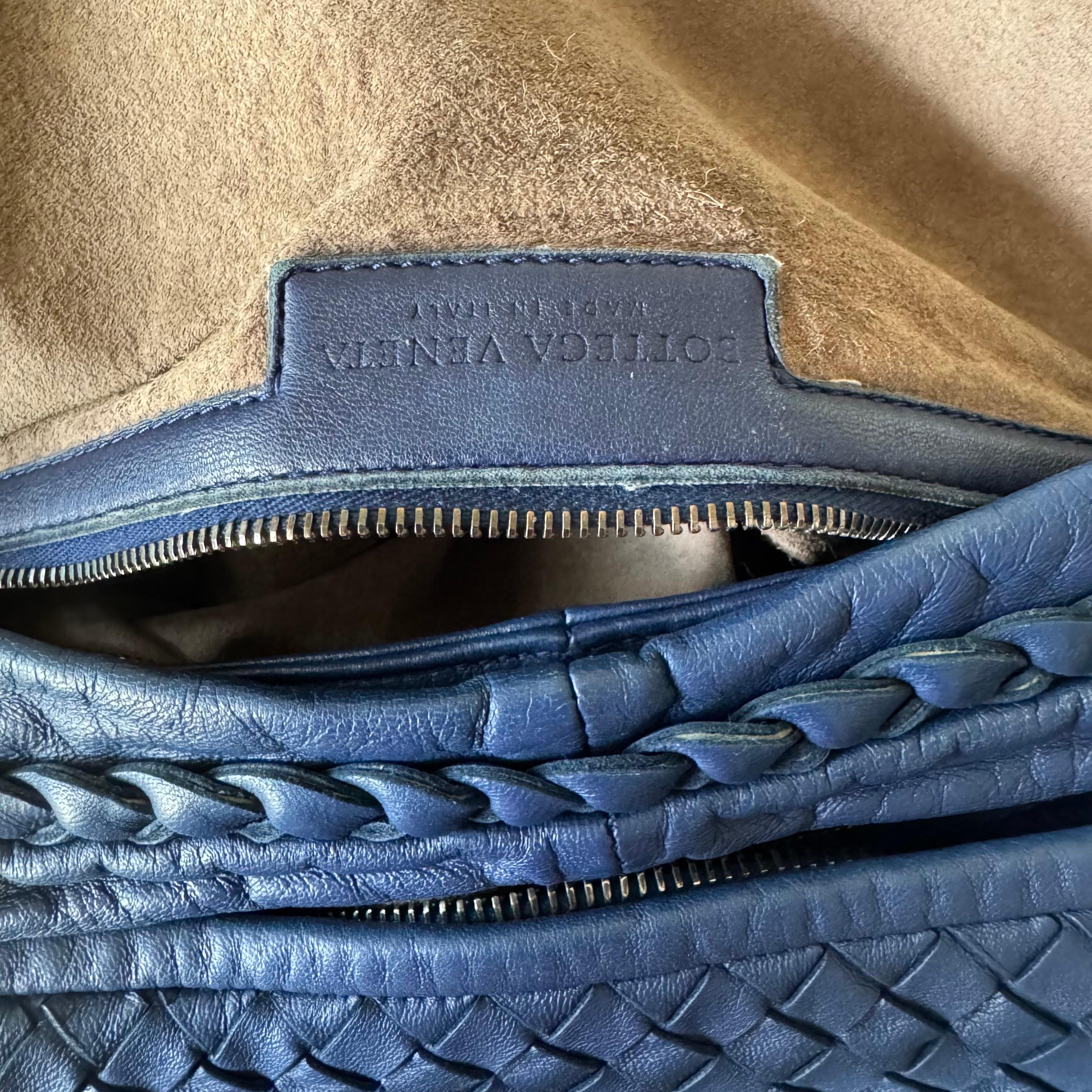 Bottega Veneta Veneta Hobo Large Navy Intrecciato Leather Bag 48cm 13