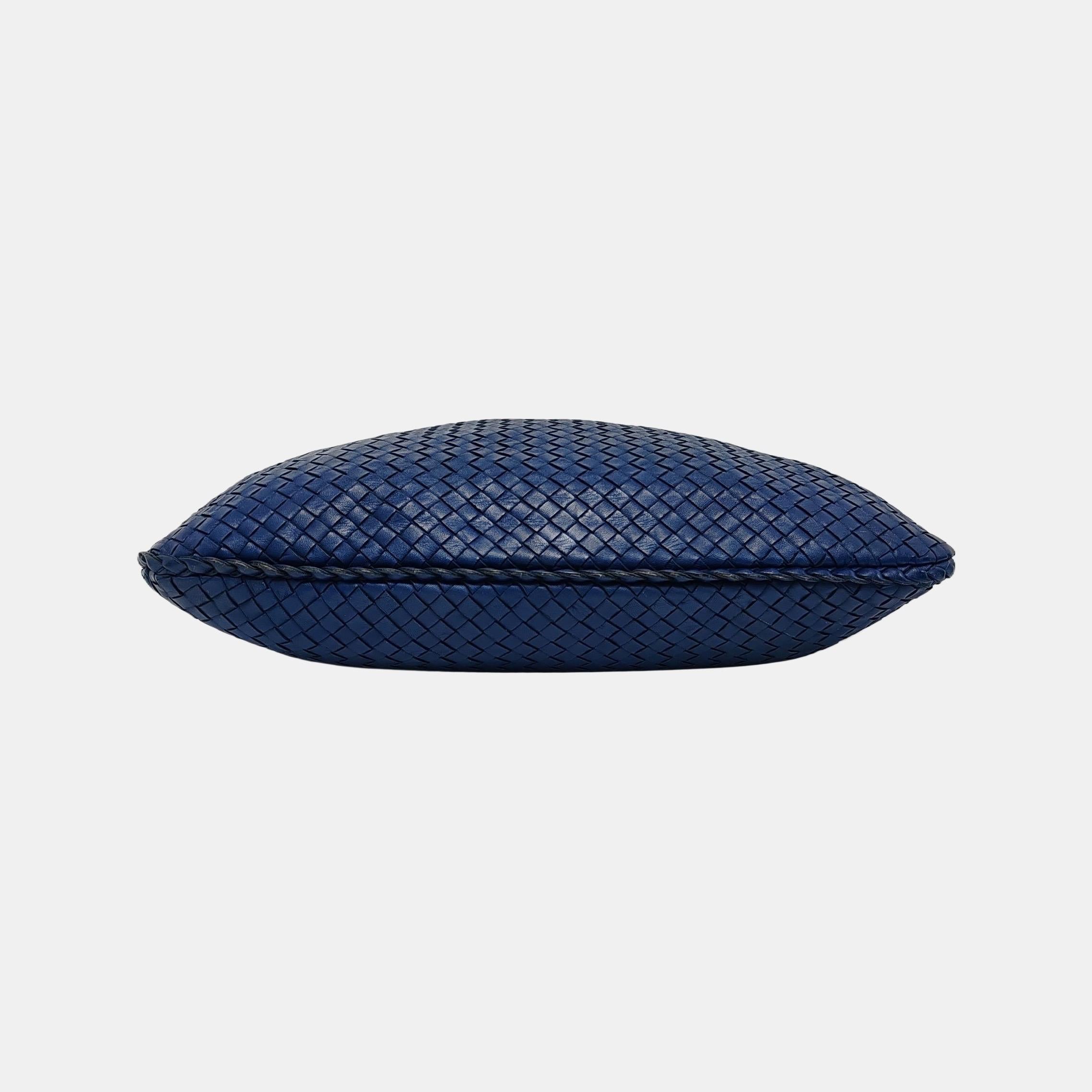 Bottega Veneta Veneta Hobo Large Navy Intrecciato Leather Bag 48cm In Good Condition In AUBERVILLIERS, FR