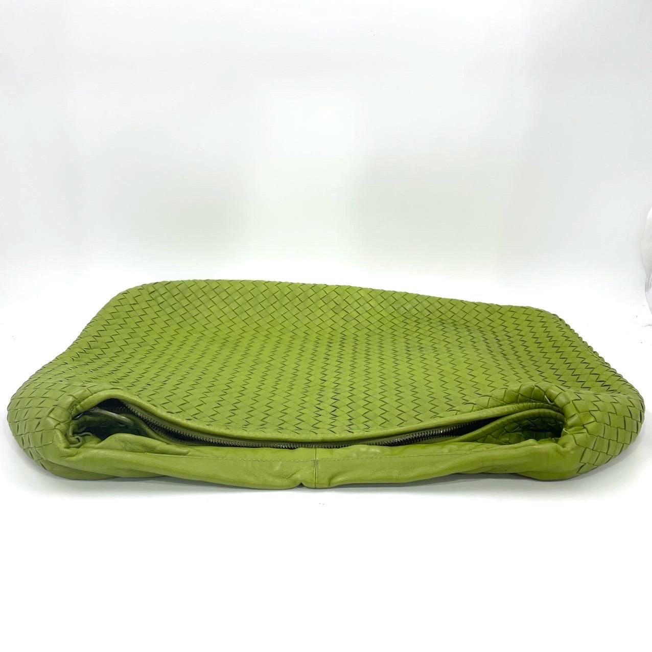 Bottega Veneta Hobo Maxi Greene & Greene Intrecciato in pelle 54cm In condizioni buone in vendita a AUBERVILLIERS, FR